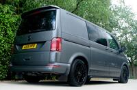 VOLKSWAGEN TRANSPORTER KOMBI